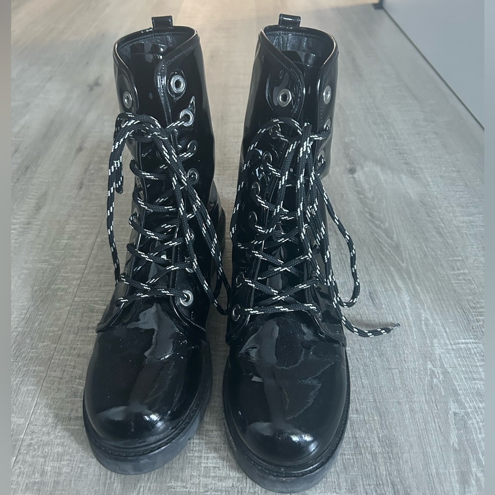 Stuart Weitzman Glossy Black Lace-Up Boots